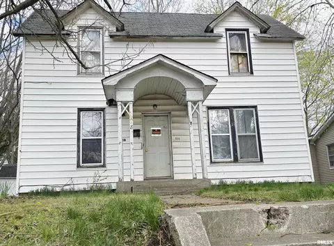 608 S 20th St, Murphysboro, IL 62966