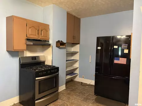 1502 Gartside St, Murphysboro, IL 62966 photo 6
