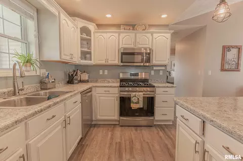 5175 Baker Rd, Salem, IL 62881 photo 18