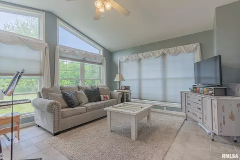 5175 Baker Rd, Salem, IL 62881 photo 14