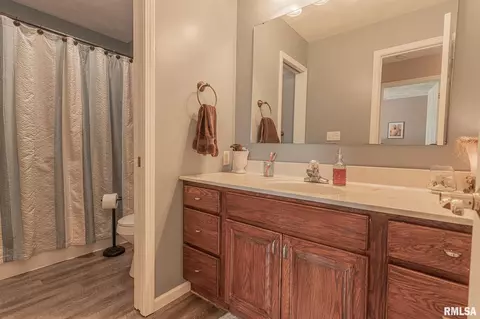 5175 Baker Rd, Salem, IL 62881 photo 28