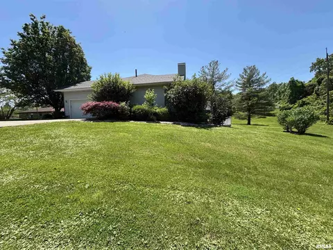 212 Orange St, Anna, IL 62906 photo 7