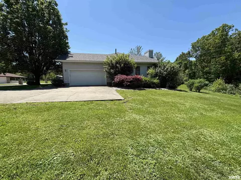 212 Orange St, Anna, IL 62906 photo 6