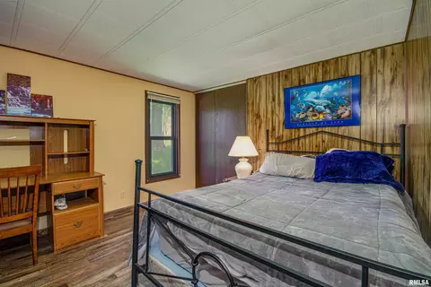 631 Community Beach Rd, Centralia, IL 62801 photo 16