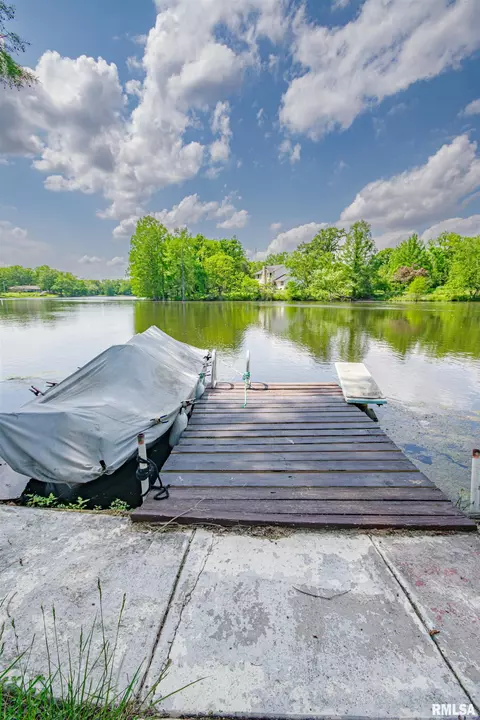 631 Community Beach Rd, Centralia, IL 62801 photo 5