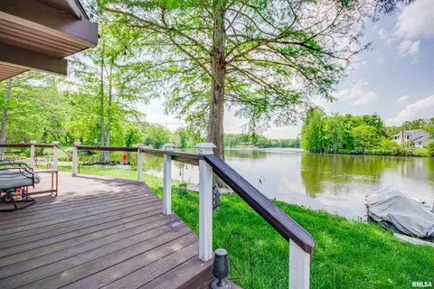 631 Community Beach Rd, Centralia, IL 62801 photo 3