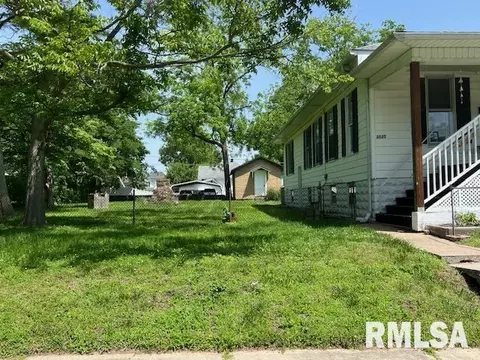 2020 Edith St, Murphysboro, IL 62966 photo 3
