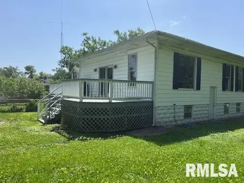 2020 Edith St, Murphysboro, IL 62966 photo 4