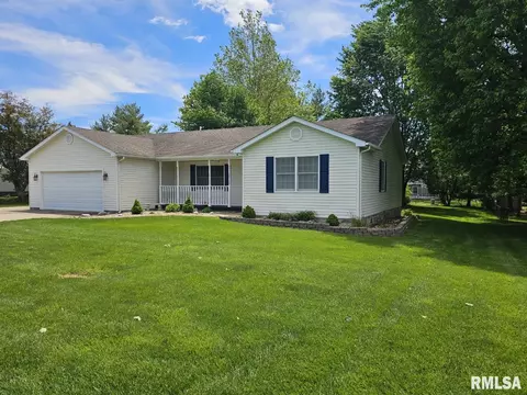 3111 Apricot Ave, Mount Vernon, IL 62864