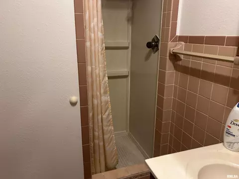 401 W 11th St, Christopher, IL 62822 photo 16