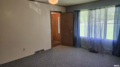 2110 Raleigh Rd, Eldorado, IL 62930 photo 12