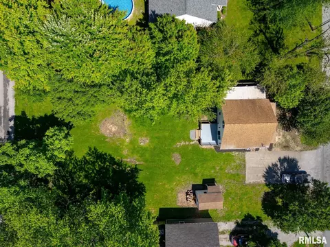 403 E Ford St, Energy, IL 62933 photo 35