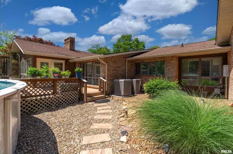 415 E Reichert Dr, Marion, IL 62959 photo 40