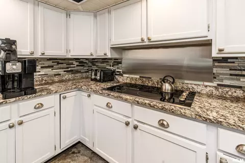 415 E Reichert Dr, Marion, IL 62959 photo 18