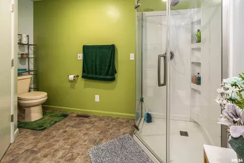 415 E Reichert Dr, Marion, IL 62959 photo 33
