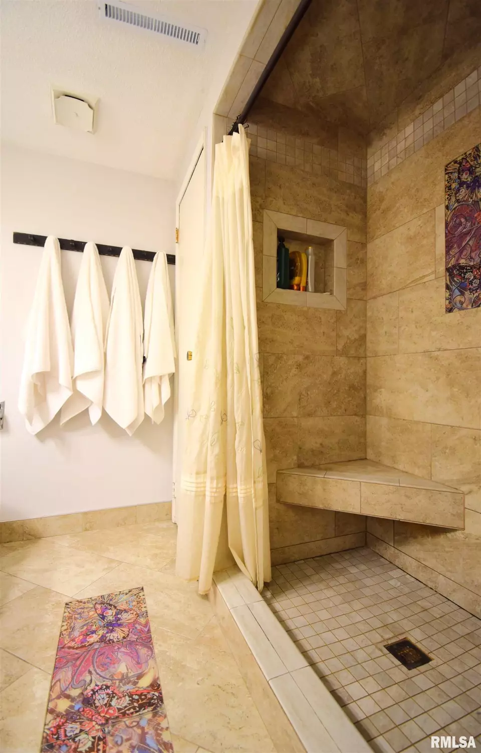 Bath - 3100 Mulberry Ave, Mount Vernon, IL 62864 photo 4 of 4