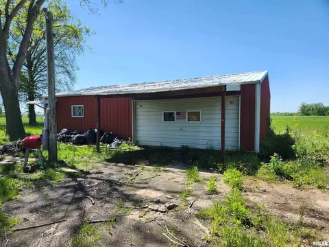 1124 Gary Ave, Centralia, IL 62801 photo 11