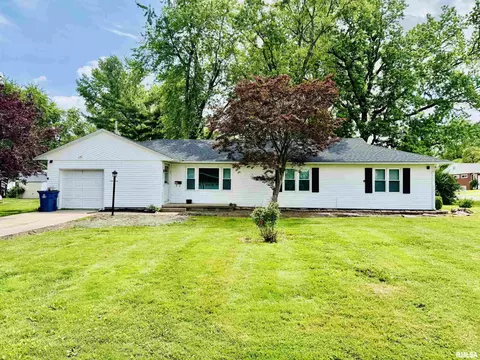 535 Davis Ave, Centralia, IL 62801