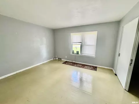 535 Davis Ave, Centralia, IL 62801 photo 7