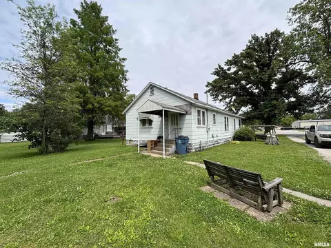 20 Penco St, Centralia, IL 62801 photo 6