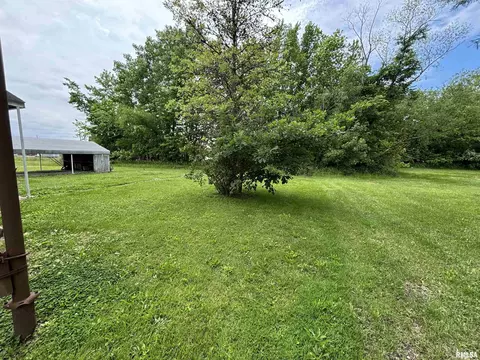 20 Penco St, Centralia, IL 62801 photo 5