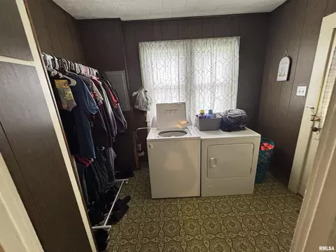 20 Penco St, Centralia, IL 62801 photo 14