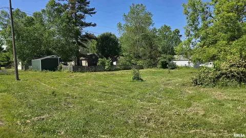 1405 W Harrison St, Herrin, IL 62948 photo 7