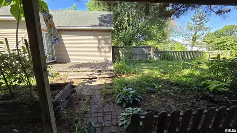 1405 W Harrison St, Herrin, IL 62948 photo 38