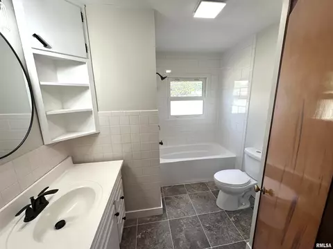 1318 E 4th St, Centralia, IL 62801 photo 10