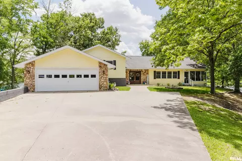 12897 Egypt Shores Dr, Creal Springs, IL 62922