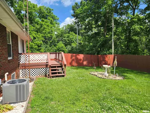 605 Pace Ave, Mount Vernon, IL 62864 photo 2