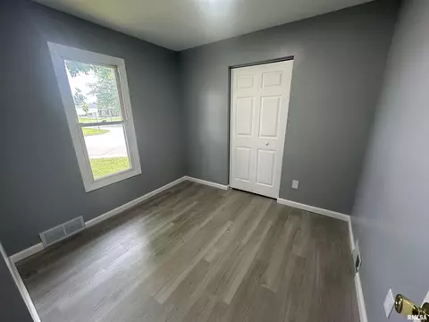 1206 E 2nd St, Centralia, IL 62801 photo 8