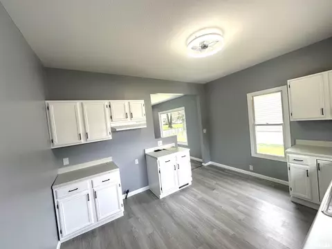 1206 E 2nd St, Centralia, IL 62801 photo 5