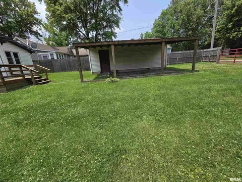311 E Prairie St, Centralia, IL 62801 photo 16