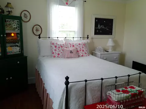 2051 State St, Eldorado, IL 62930 photo 21