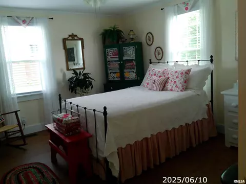 2051 State St, Eldorado, IL 62930 photo 20