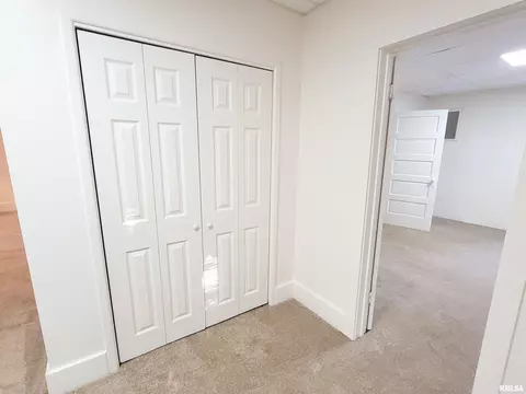 719 E Cherry St, Olney, IL 62450 photo 30