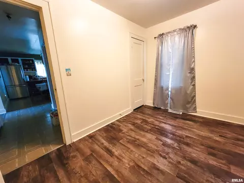 511 W 4th St, Flora, IL 62839 photo 28
