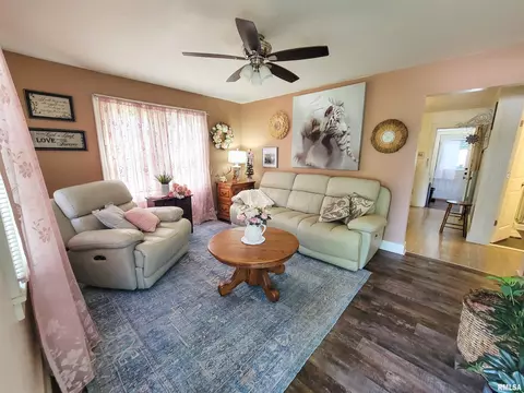 511 W 4th St, Flora, IL 62839 photo 12