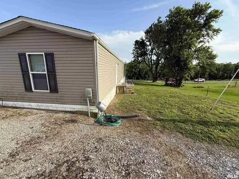 255 Main St, Simpson, IL 62985 photo 3