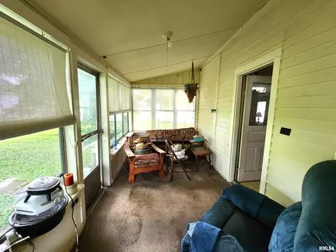 203 E Main St, Karnak, IL 62956 photo 24