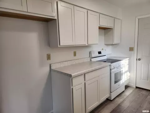 3 Warren Way, Dix, IL 62830 photo 6
