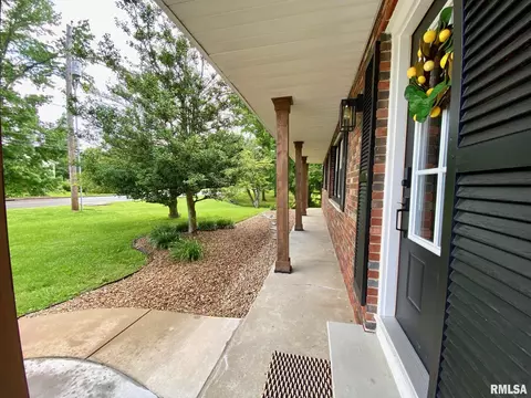 1309 E Stotlar St, Herrin, IL 62948 photo 40