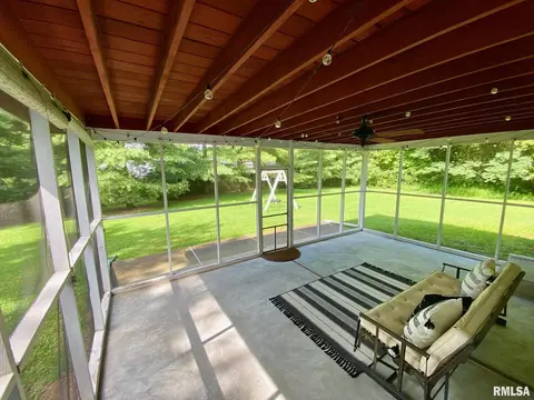 1309 E Stotlar St, Herrin, IL 62948 photo 37