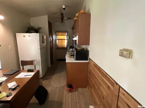 1323 Cedar St, Centralia, IL 62801 photo 5