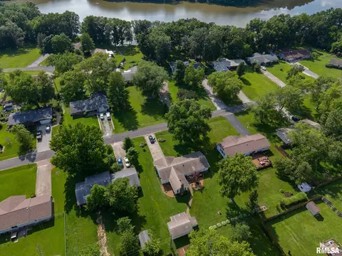 10 Monroe Ave, Salem, IL 62881 photo 40