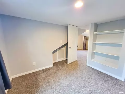 Bedroom - 439 E North Ave, Flora, IL 62839 photo 7 of 12