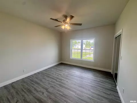 703 Savannah Ave, Herrin, IL 62948 photo 14