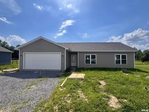 703 Savannah Ave, Herrin, IL 62948