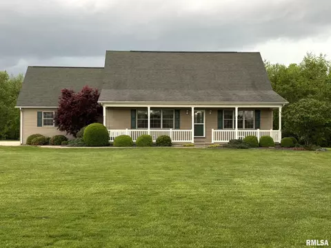 4041 Five Mile Creek Rd, Salem, IL 62881